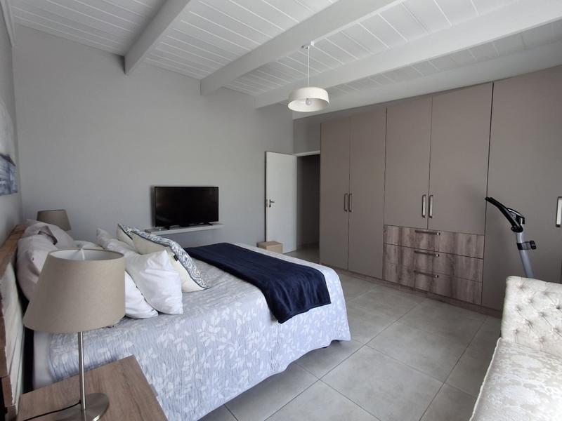 3 Bedroom Property for Sale in Britannia Bay Western Cape